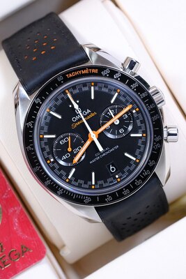 Omega Speedmaster Racing